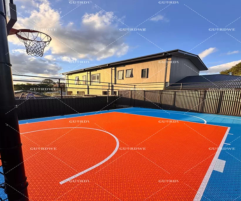 COMFY COURT（CC01）